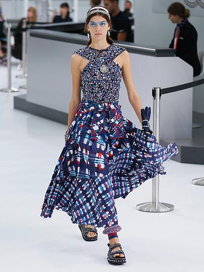 Chanel präsentiert seine neueste Kollektion in Paris