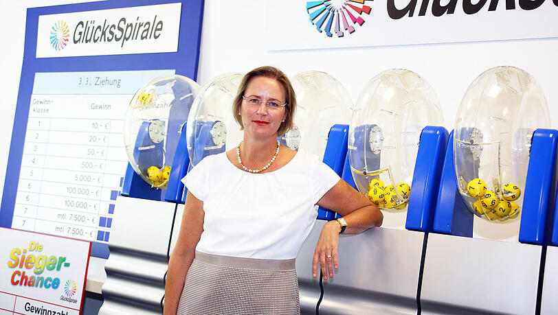Hat alle legalen Glücksspiele mal ausprobiert: Friederike Sturm, Chefin der bayerischen Lotterien und Spielbanken.