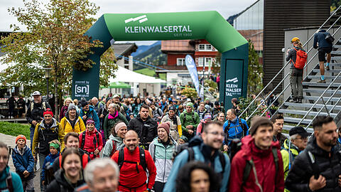 F&uuml;r den gemeinsamen Wandertag stehen drei unterschiedlich anspruchsvolle Strecken durch das rund 185 Kilometer umfassende Wanderwegenetz zur Wahl.