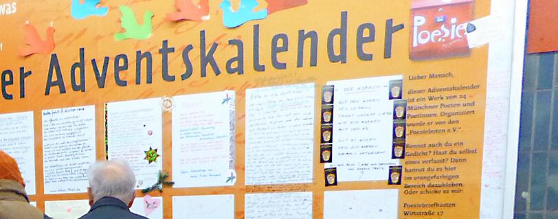 Schon zum dritten Mal organisieren die Veranstalter den "Poetischen Adventskalender" in der Giesinger U-Bahn.