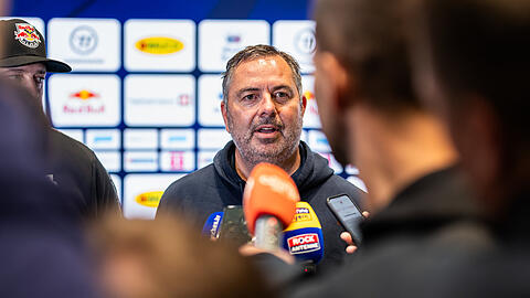 Jäger des verlorenen DEL-Titels: EHC-Manager Christian Winkler.
