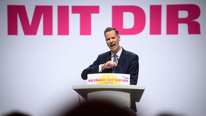 Gibt sich bei seiner Bewerbungsrede für den Parteivorsitz kämpferisch: Christian Dürr.