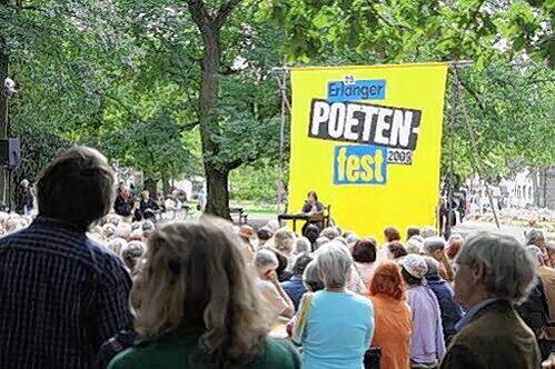 Bald geht das Erlanger Poetenfest wieder los - und Peter Wawerzinek liest aus seinem Roman Rabenliebe