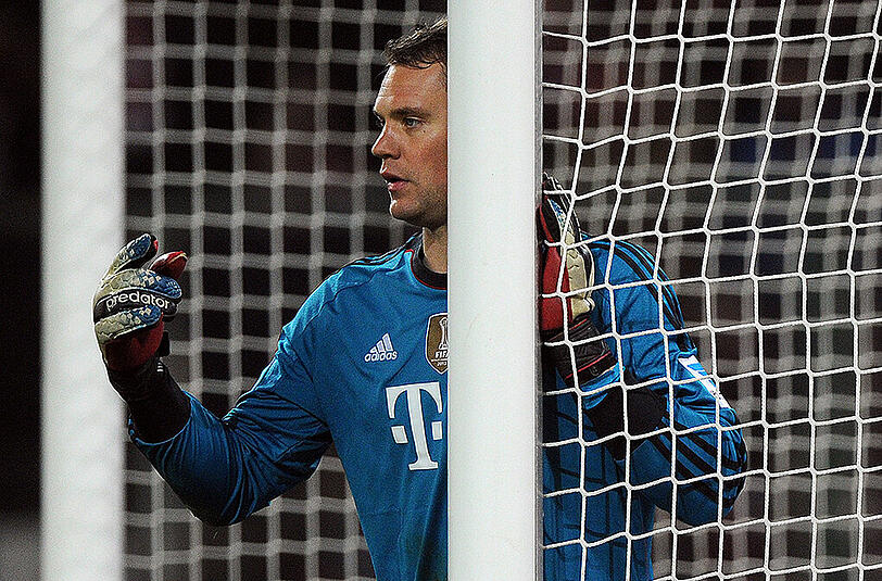Manuel Neuer, Note 3: Startete in die Partie mit einem seltenen Fehlpass (7. Minute). Agierte danach noch offensiver als üblich, um den schlechten Eindruck wieder zu verwischen. Bei den Gegentoren machtlos.