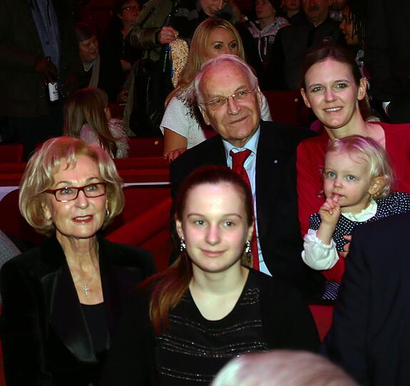 Edmund und Karin Stoiber mit Familie