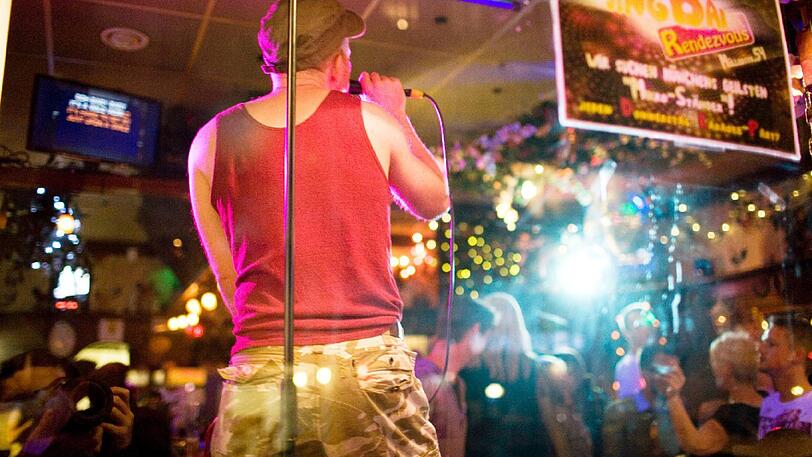 Im Rendezvous gibt&rsquo;s Karaoke.