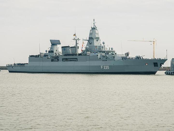 Deutschland schickt die Fregatte "Hamburg" für einen EU-Marineeinsatz vor Libyen ins Mittelmeer.