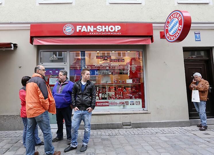 Geschichten, Fans und Skurilitäten: Stimmungsvolle Fotos aus München zum großen Finale in Wembley