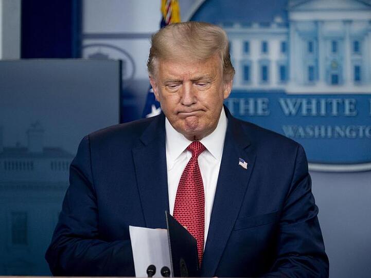 "Sie waren überrascht, ich war überrascht, und ich denke auch, dass das ziemlich ungewöhnlich war", sagte Trump nach dem Vorfall.