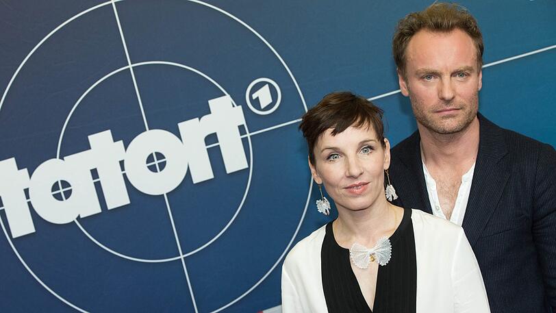 Die "Tatort"-Kommissare aus Berlin: Meret Becker als Hauptkommissarin Nina Rubin und Mark Waschke als Hauptkommissar Robert Karow.