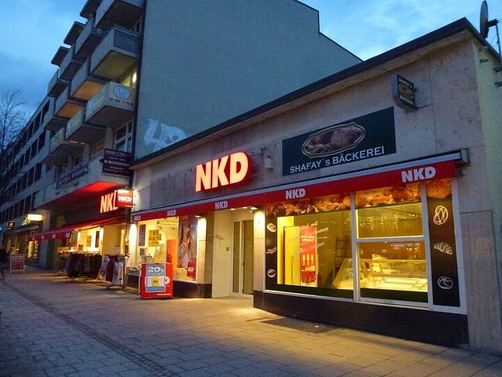 Aber auch der Rest der Fürstenrieder Straße ist nicht sehr ansehnlich und verkommt immer mehr zur Billig-Meile findet die AZ-Leserin.