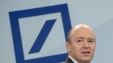 Deutsche-Bank-Chef John Cryan. Foto: Boris Roessler/Archiv