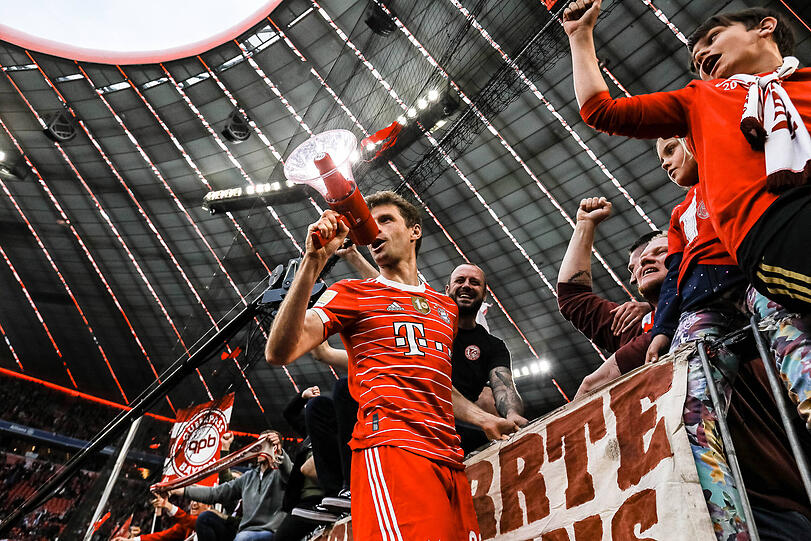 So feierten die Bayern den zehnten Meistertitel in Folge.