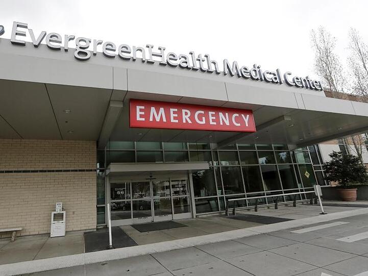 Das EvergreenHealth Medical Center, wo eine Person an COVID-19 verstarb. Am Samstag wurde das erste Todesopfer in den USA durch das neuartige Coronavirus gemeldet.