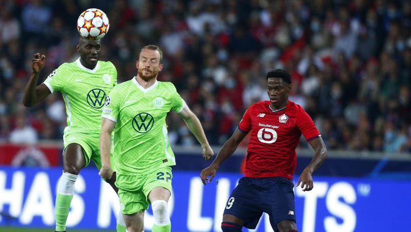 Ist glücklich, mit Wolfsburg wieder Königsklassen-Luft einzuatmen: Maximilian Arnold (M). Ist glücklich, mit Wolfsburg wieder Königsklassen-Luft einzuatmen: Maximilian Arnold (M).