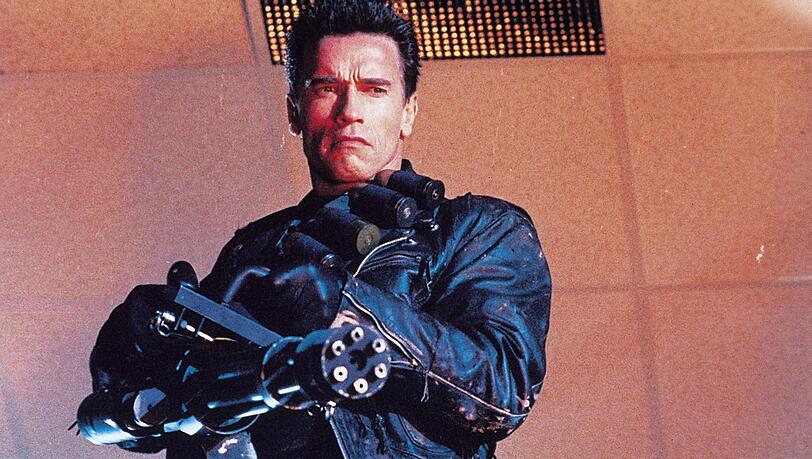 "Hasta la Vista, Baby": Professionell entledigt sich der Terminator (Arnold Schwarzenegger) eines unliebsamen Feindes