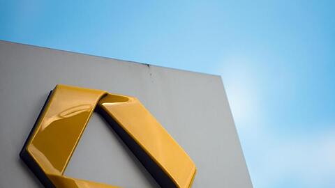In den ersten drei Monaten steht bei der Commerzbank ein Minus von 295 Millionen Euro in den Büchern.