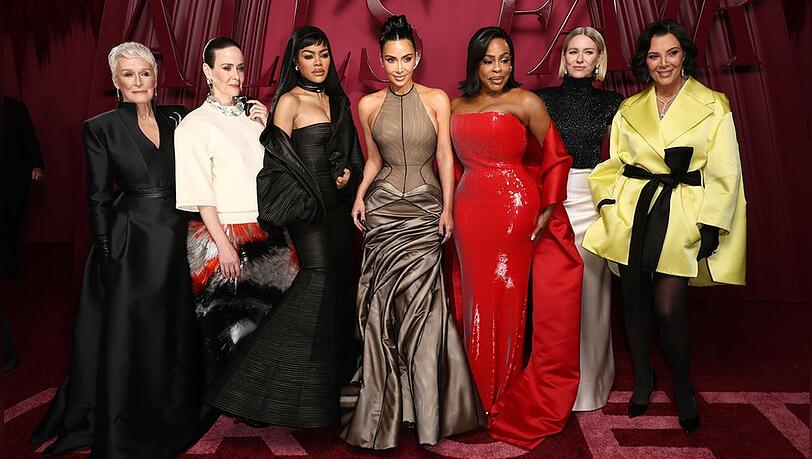 Glenn Close, Sarah Paulson, Teyana Taylor, Kim Kardashian, Niecy Nash, Naomi Watts und Kris Jenner (v.l.) bei der Premiere von "All's Fair" in Los Angeles.
