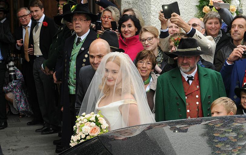 Sehen Sie hier weitere Bilder von der Hochzeit von Prinzessin Maria Theresia in Tutzing.