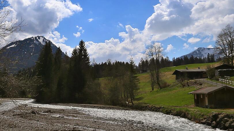 Im Trettachtal: Blick auf die Allgäuer Alpen.