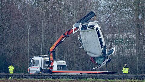 Sechs M&auml;nner waren in dem Transporter unterwegs.