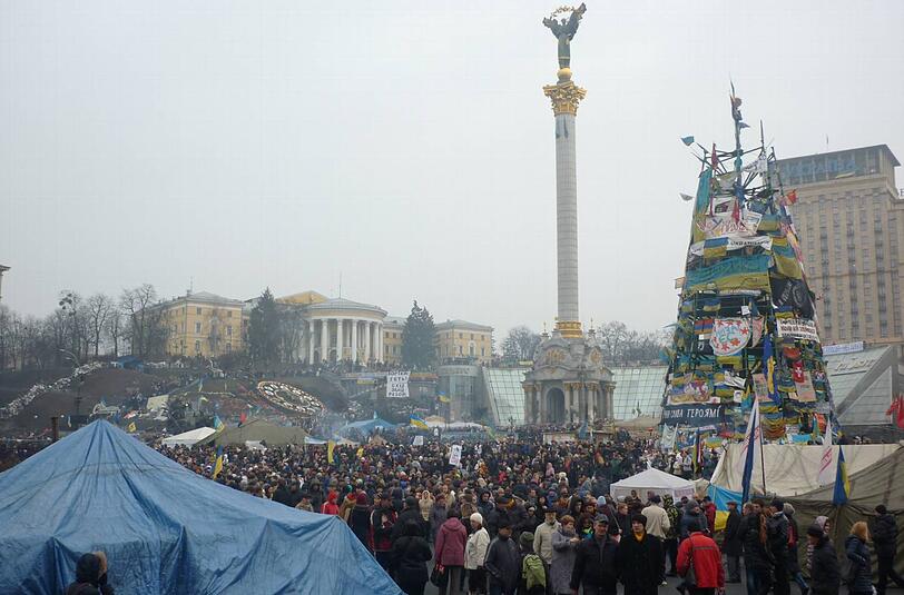 Auf dem Maidan herrschen Stolz, Angst und gespannte Ruhe
