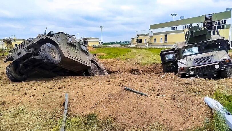 Die russische Region Belgorod an der Grenze zur Ukraine ist laut Behörden mit einer "großen Zahl" von Drohnen angegriffen worden.