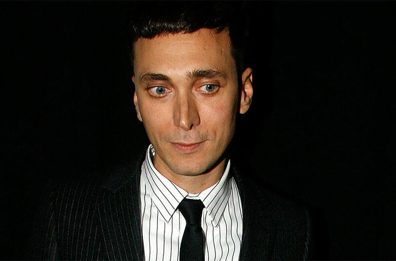 Hedi Slimane hat "Saint Laurent" im März 2012 als Chefdesigner übernommen.