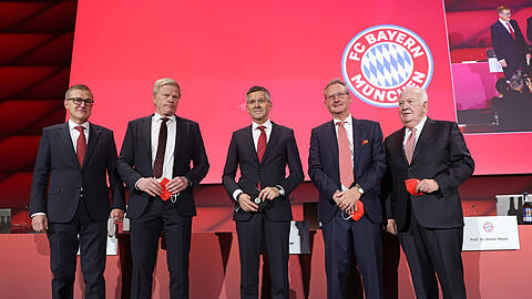Macher des FC Bayern (v.l.): Jan-Christian Dreesen, Oliver Kahn, Herbert Hainer, Dieter Mayer und Walter Mennekes.