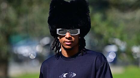 Probiert auch modisch viel aus: Bayern-Star Michael Olise