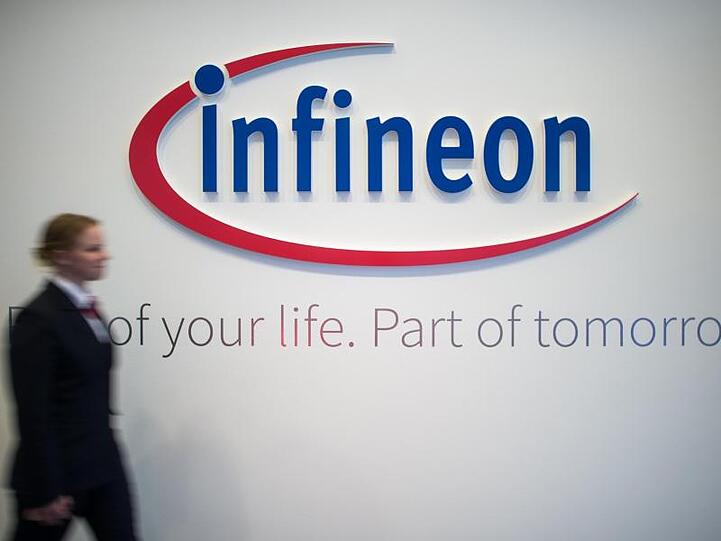 Seit der Bekanntgabe der Übernahme des US-Konkurrenten Cypress Semiconductor haben Infineon-Papiere ihren Abwärtstrend fortgesetzt und mehr als 10 Prozent verloren.