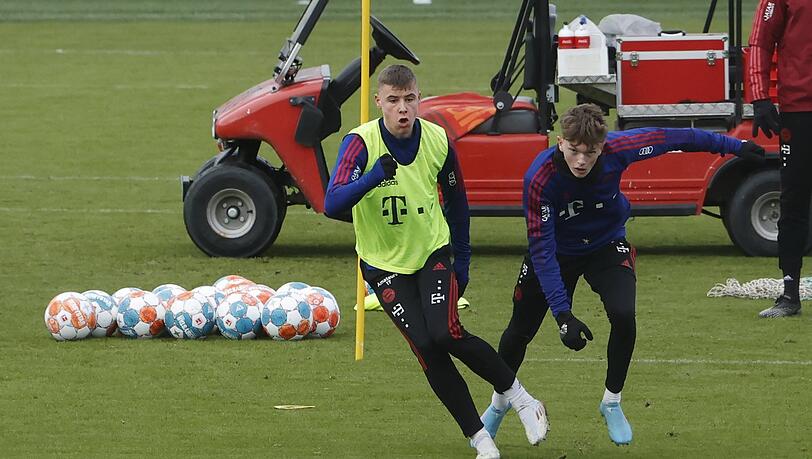 Neuer Plan: Hasan Salihamidzic und Oliver Kahn setzen auf Jungstars wie Gabriel Vidovic (l.) und Paul Wanner. Neuer Plan: Hasan Salihamidzic und Oliver Kahn setzen auf Jungstars wie Gabriel Vidovic (l.) und Paul Wanner.