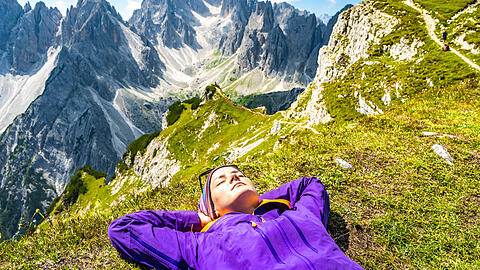 Wandern und Genießen - um alles andere kümmert man sich bei Feuer und Eis Touristik.