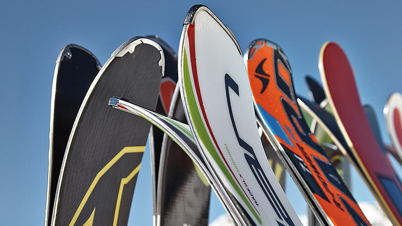 Mit einem ordentlich gewachsten Ski macht's auf der Piste gleich viel mehr Spaß.