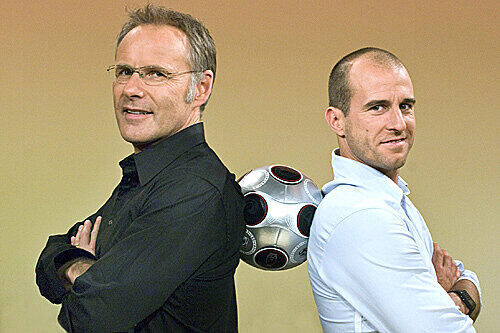Reinhold Beckmann und Mehmet Scholl begleiten die EM.