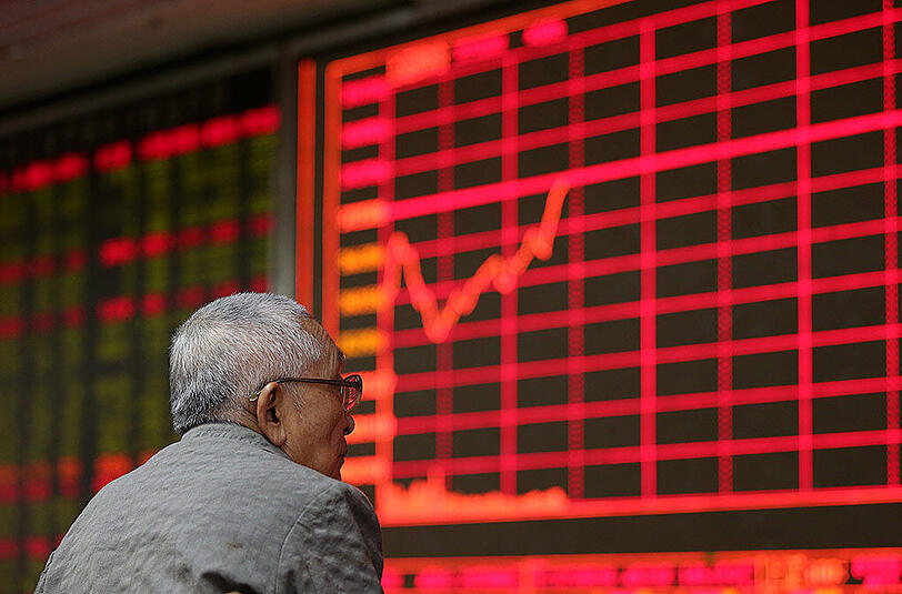 Der wichtige Shanghai Composite Index stieg um 5,34 Prozent auf 3083,59 Punkte, nachdem die Kurse seit vergangenen Donnerstag rund 20 Prozent verloren hatten.