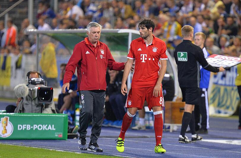 Carlo Ancelotti ist schwer angetan vom der Leistung des Bayern-Verteidigers.