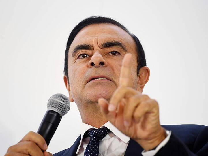 Der in Japan angeklagte Automanager Ghosn will auf die Vorwürfe gegen ihn reagieren und hat eine Pressekonferenz für die kommende Woche angekündigt.