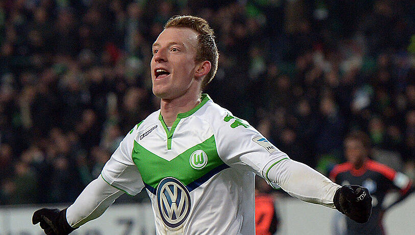 Maximilian Arnold spielt seit Oktober 2011 für den VfL Wolfsburg. Maximilian Arnold spielt seit Oktober 2011 für den VfL Wolfsburg.