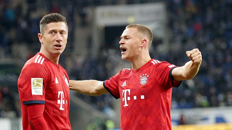 Robert Lewandowski (l.) und Joshua Kimmich dürfen sich über die Nominierung zur erweiterten Kandidatenliste der FIFA-Weltauswahl 2019 freuen.