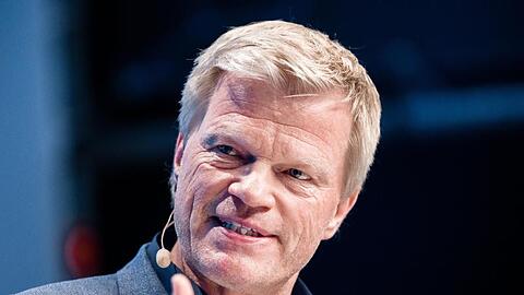 Oliver Kahn, ehemaliger Fußballnationaltorwart und jetziger Fußballexperte und -manager, spricht. Foto: Markus Scholz/dpa