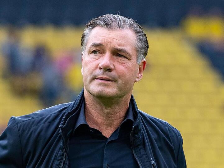 Michael Zorc regt sich über die Berichterstattung auf.