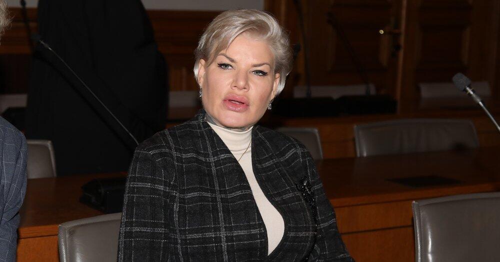 Melanie-M-ller-auch-in-zweiter-Instanz-wegen-Hitlergru-verurteilt