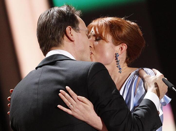 Monica Lierhaus und Rolf Hellgardt bei der Verleihung der Goldenen Kamera.