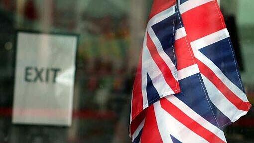 Fahnen vom Vereinigten Königreich Großbritannien und Nordirland.