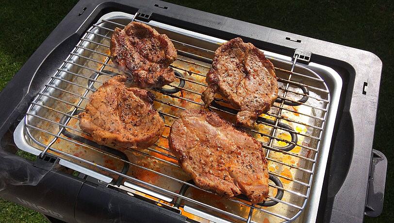 Angebranntes Essen auf einem Elektrogrill hat in der Isarvorstadt eine Gebäude-Evakuierung samt Straßensperrung verursacht. (Symbolfoto) Angebranntes Essen auf einem Elektrogrill hat in der Isarvorstadt eine Gebäude-Evakuierung samt Straßensperrung verursacht. (Symbolfoto)