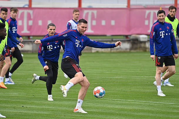 Niklas Süle spielt ab der kommenden Saison bei Borussia Dortmund. Niklas Süle spielt ab der kommenden Saison bei Borussia Dortmund.