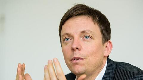 "Es wäre wünschenswert, wenn Bund und Länder sich dabei auf ein gemeinsames Vorgehen einigen könnten", sagt Tobias Hans.
