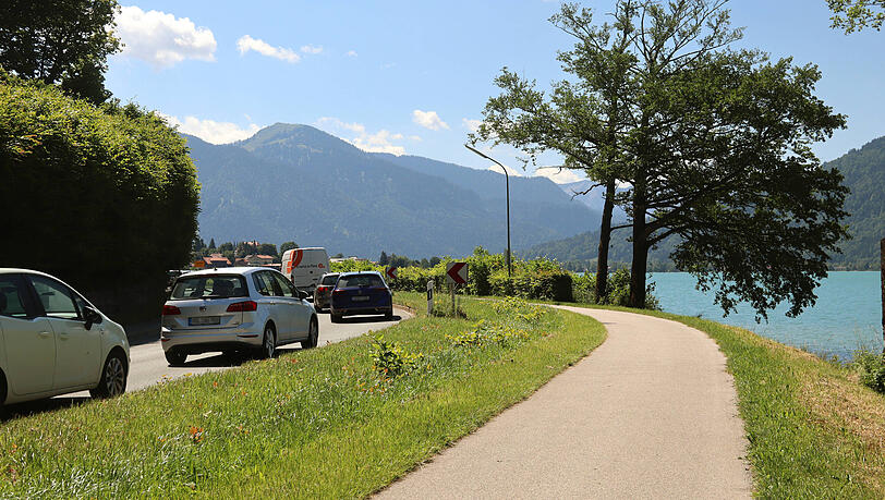 Auch ohne Sperre ist an sch&ouml;nen Tagen viel los am Tegernsee.