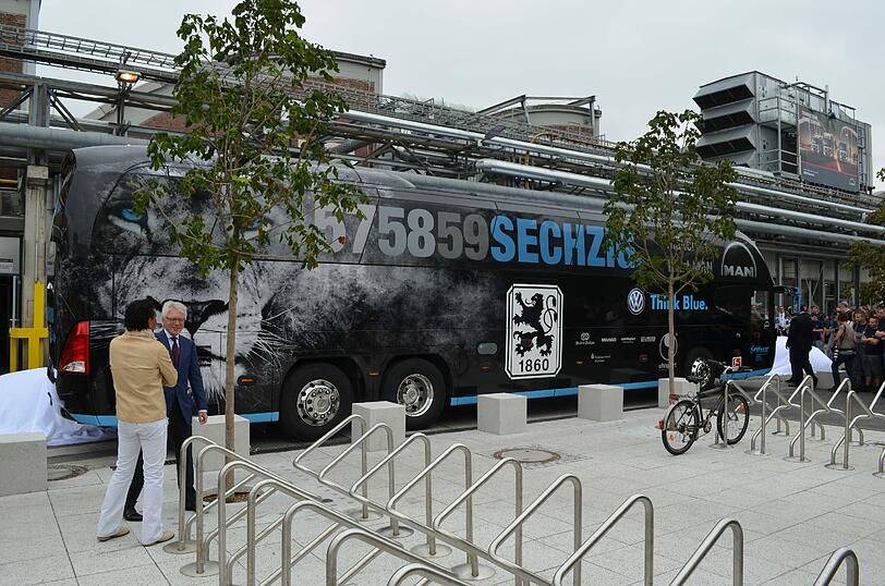 Das ist der neue Teambus für die Löwen.